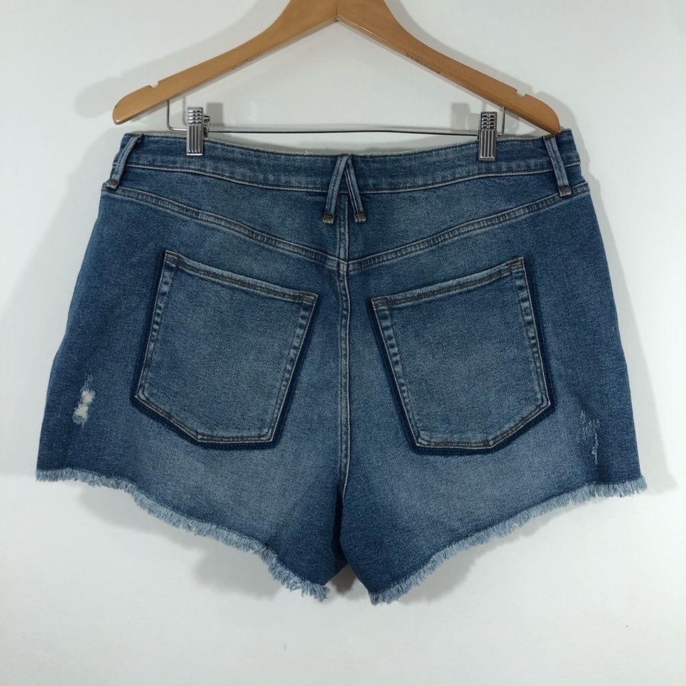 Good American Blue Cut Off Jean Denim Frayed Shorts 18 - Picture 5 of 12